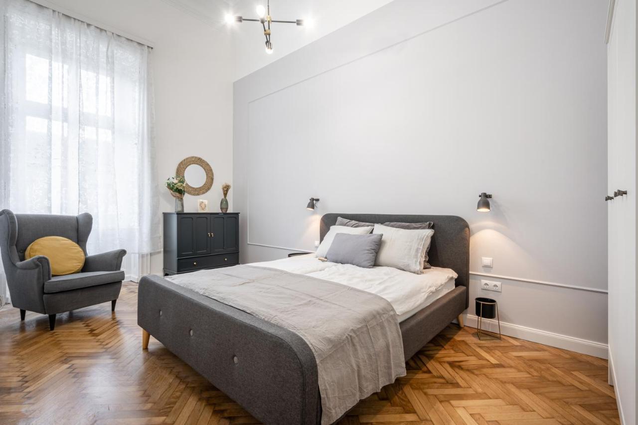 Atmos Glare Apartment Budapeszt Zewnętrze zdjęcie